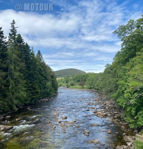 Spey River Motorradreise Schottland