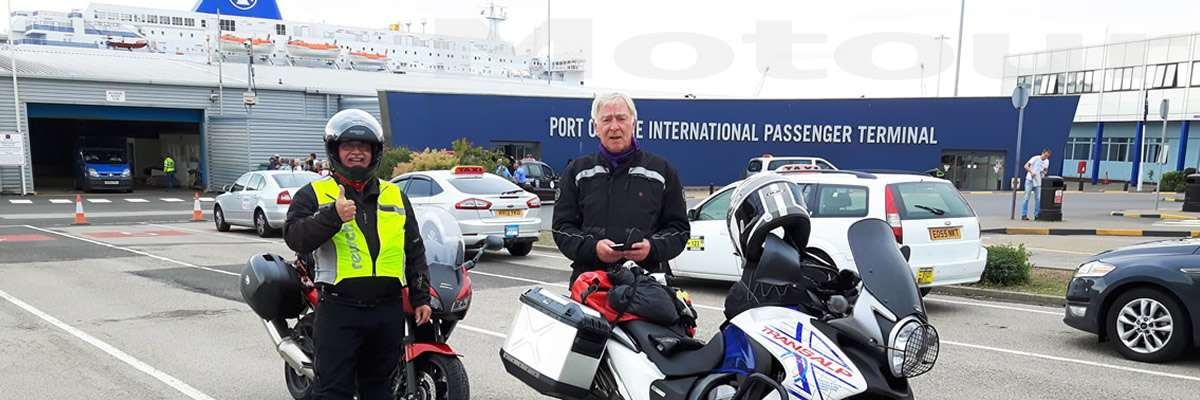 Ferry Newcastle während Motorradferien Schottland